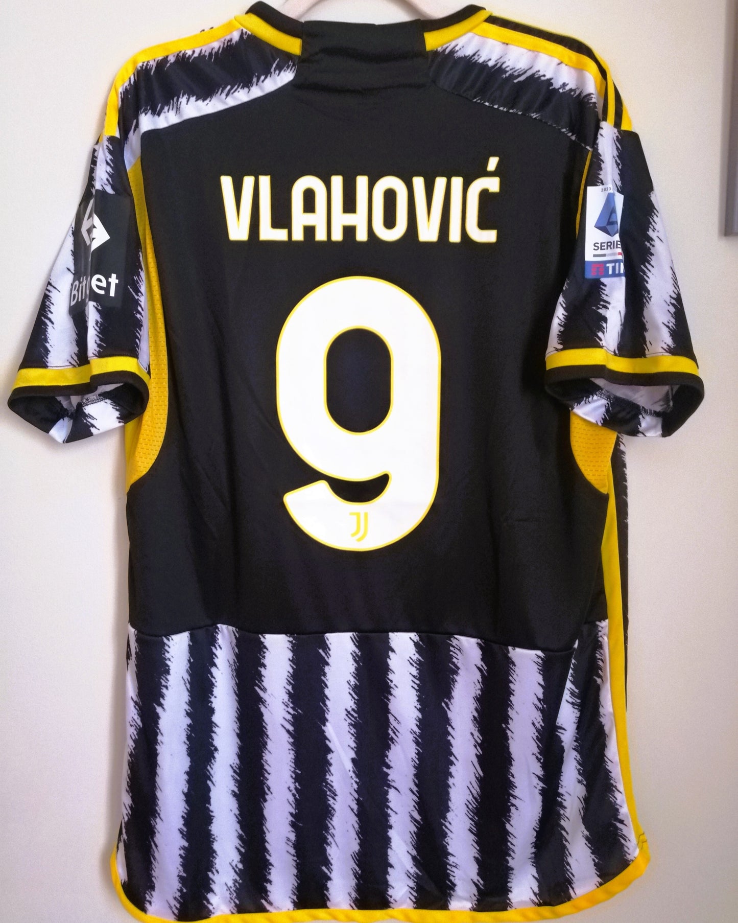 VLAHOVIC DUSAN 2023-24 (Juv)