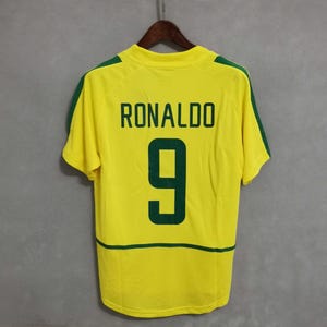 Brazil 2002 Home Jersey - Iconic Retro World Cup Champions Shirt - Vintage Brazil Football Kit